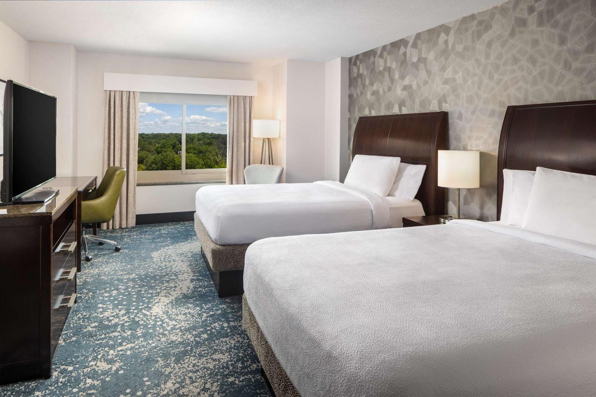 Hilton Garden Inn Bethesda Downtown Eksteriør bilde