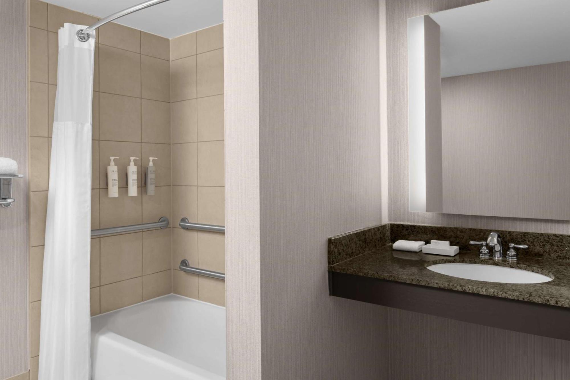 Hilton Garden Inn Bethesda Downtown Eksteriør bilde